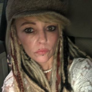 Meet your Posher, Jodi